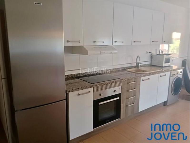 Foto c5d08f4c-0a5d-4dab-8cd2-18eec4fb5862. Affitto piccolo appartamento con parcheggio in Playa Muchavista Campello (el)