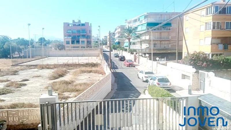 Foto db62f46d-c3dd-44dd-ad49-10bae9398d65. Apartament a carrer sant sebastià 1 a Playa Muchavista Campello (el)