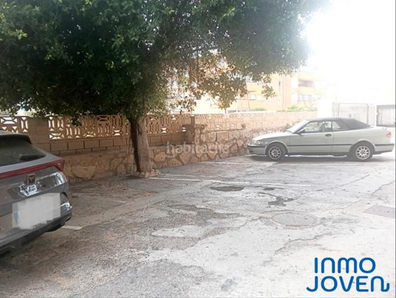 Foto e12b8f84-059d-489c-9281-127b49b32300. Apartament a carrer sant sebastià 1 a Playa Muchavista Campello (el)