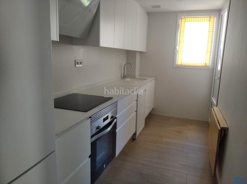 Foto 6daf6ea6-a5bf-481a-b49d-e7727be947e8. Apartament a carrer de sorolla 11 a Playa Muchavista Campello (el)