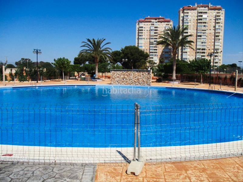 Foto a1dd25c5-010a-4a4a-9e37-e375479ea7c6. Apartament a carrer el pinós 16 a Playa Muchavista Campello (el)