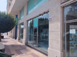 Local Comercial  Carrer sant bartomeu. Local con posibilidad de hacer apartamentos. en el campello