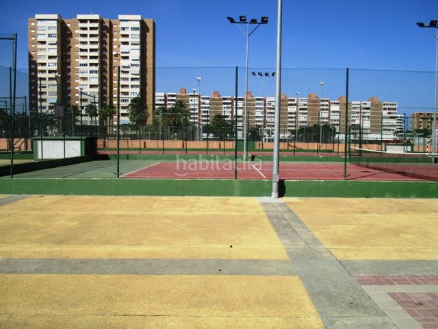 Foto ef142ede-cb21-49c9-948e-d2194e37c3e6. Location appartement dans carrer de la figuera 1 dans Campello (el)