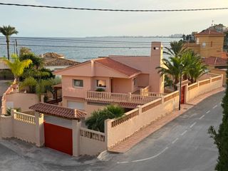 Chalet  Avinguda d'amèrica 23. 4152 chalet independiente de gran lujo, en la coveta fumà con vi