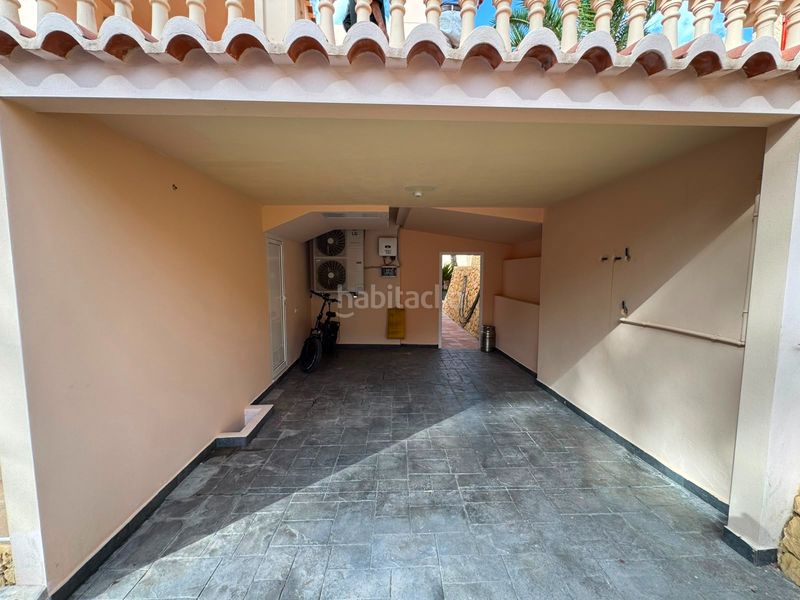 Foto ef6f1948-8935-414c-a479-ae4a3c7d625f. Xalet a avinguda d'amèrica 23 a Pueblo Español-Coveta Fumá Campello (el)