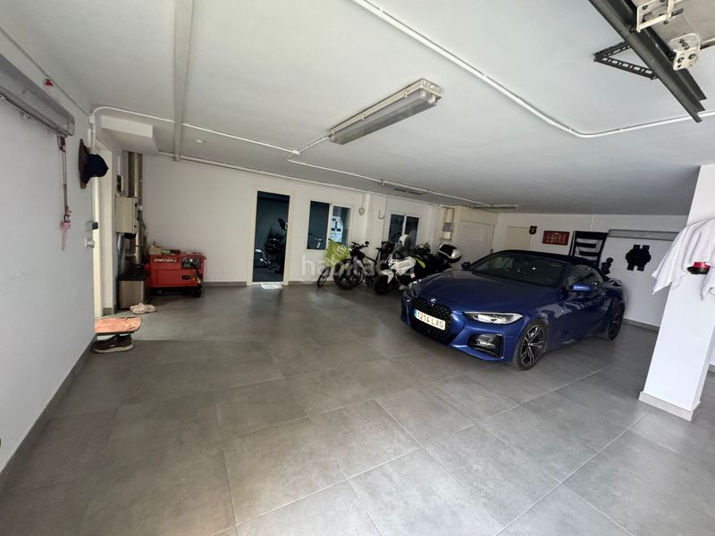 Foto 22131e4f-3e2e-4818-bb5f-b5d0ac10de31. Chalet con camino riscaldamento parcheggio piscina in Alicante