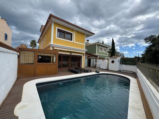 Xalet  Avenida conrado albaladejo. Casa o chalet independiente en venta en el campo de golf