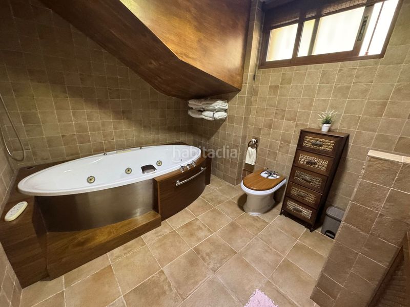 Foto 4ee13039-ca11-42eb-8ebc-1be9330b6b02. Chalet con camino riscaldamento parcheggio piscina in Alicante