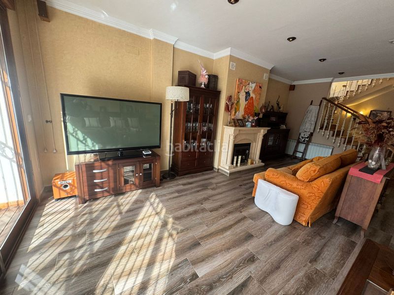 Foto 67930b51-f115-4681-94a2-d44e95158be0. Chalet con camino riscaldamento parcheggio piscina in Alicante