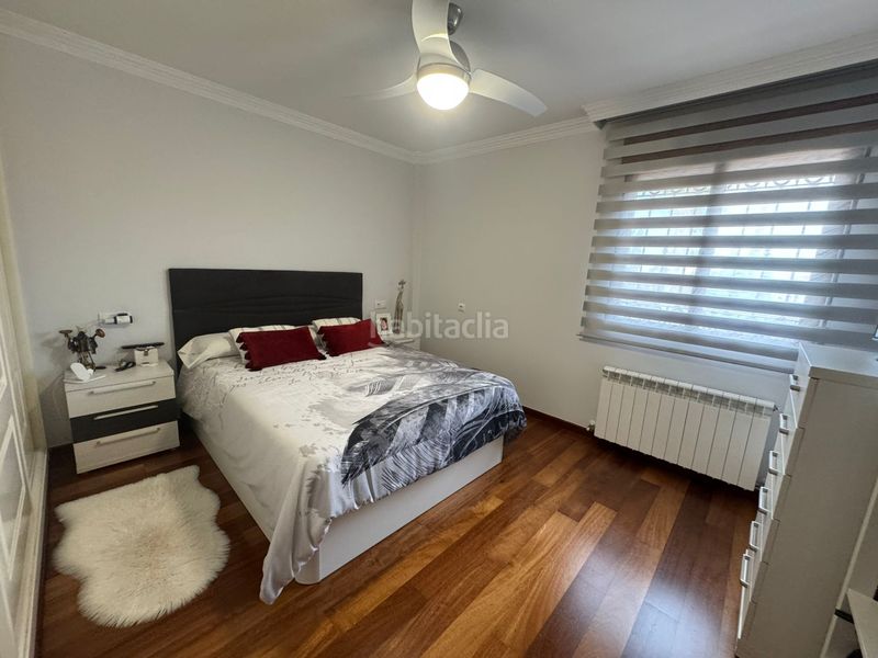 Foto ad5abe63-9742-4b4e-8658-405c8e142787. Chalet con camino riscaldamento parcheggio piscina in Alicante