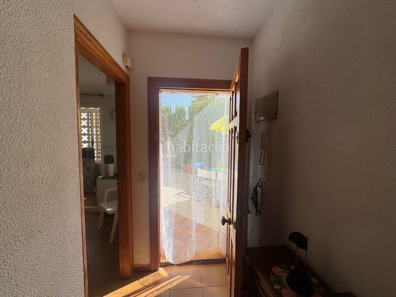 Foto 1795f5eb-2acc-4c05-9128-789183d82ac8. Casa adossada amb aparcament piscina a Playa Muchavista Campello (el)