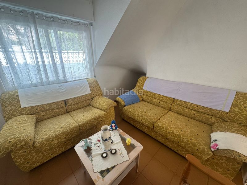 Foto a91833e0-50d6-4f43-b3e0-ee3632fa9082. Casa adossada amb aparcament piscina a Playa Muchavista Campello (el)