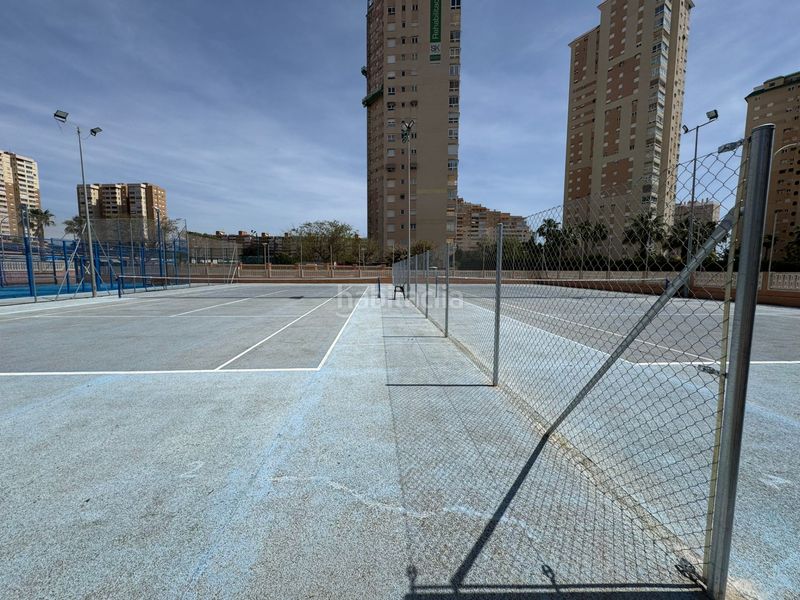 Foto db25636d-3a0c-402f-a9c2-999c6767a3a8. Estudi a carrer el pinós 18 a Playa Muchavista Campello (el)