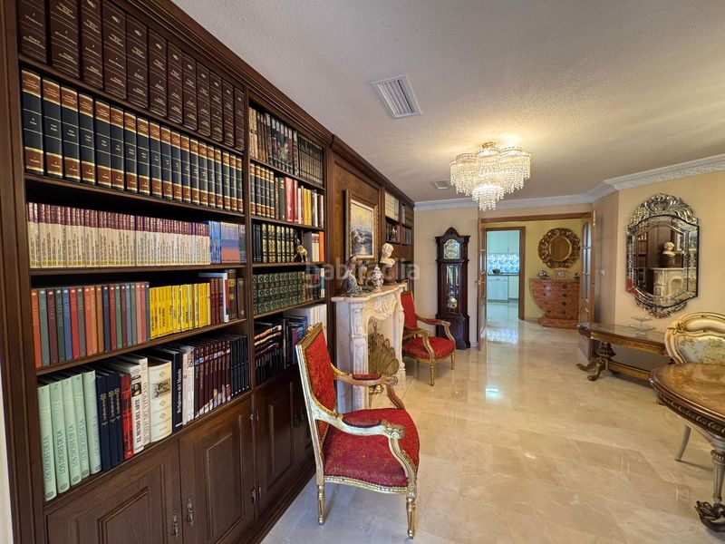 Foto 3a2806e1-e429-48ff-880e-ef990a4daf66. Casa adossada a calle versalles 7 a Playa Muchavista Campello (el)