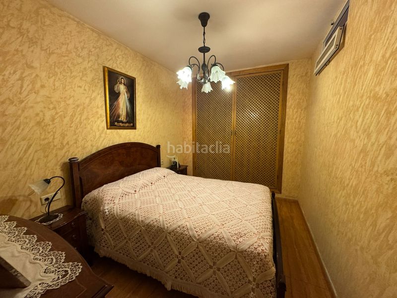 Foto 74c3b955-de20-47cf-8e47-927e51dc8b99. Casa adossada a calle versalles 7 a Playa Muchavista Campello (el)