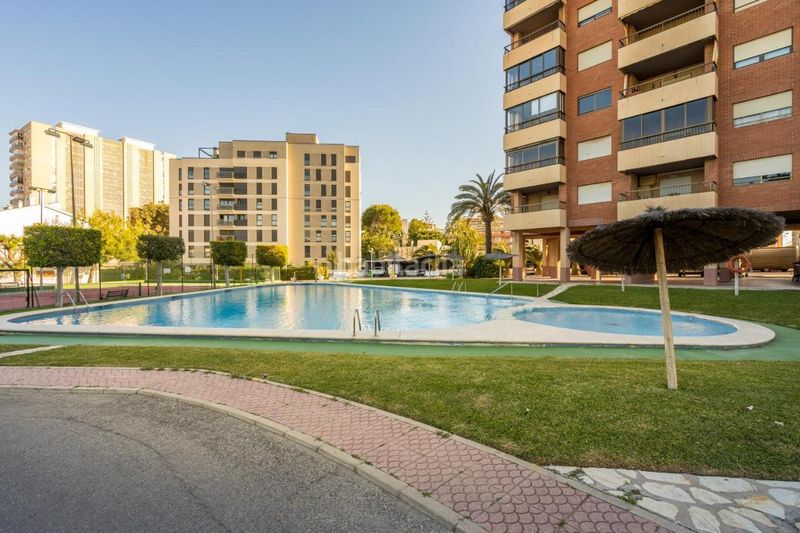 Foto 3ff42603-09e6-46ca-b7dc-02049f0857a8. Miete appartement in carrer de juan de la cierva 19 in Campello (el)
