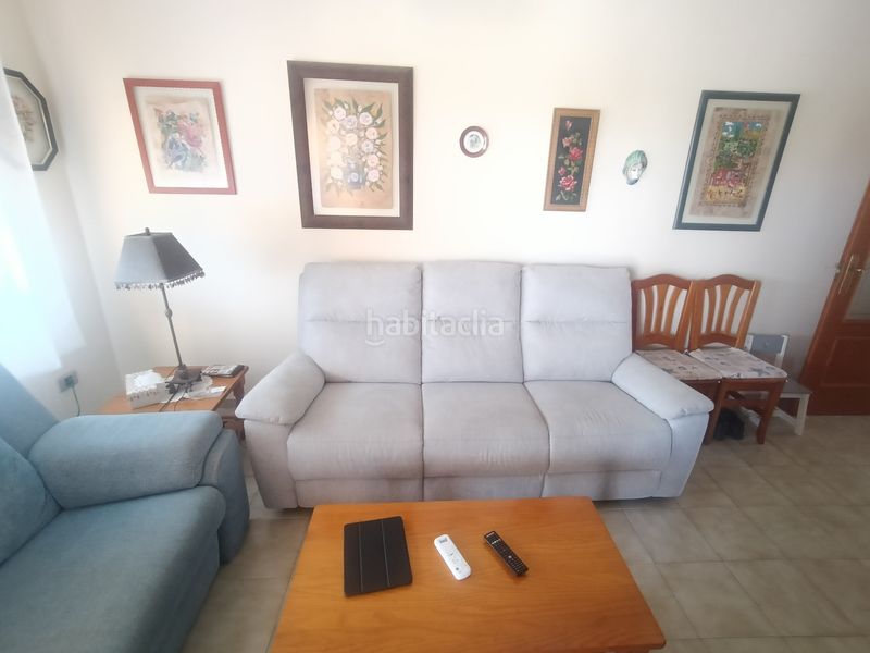 Foto 454d9fd7-3ea0-4a69-afc7-e38798e4ea1c. Miete appartement in carrer de juan de la cierva 19 in Campello (el)