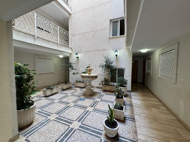 Foto 6f0789b8-c728-442b-acff-c82534ca76da. Affitto piccolo appartamento con parcheggio piscina in Campello (el)