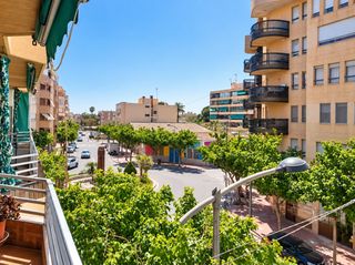 Flat in Avinguda Carlos Soler 46