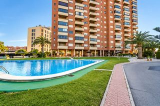 Apartment in Carrer de Roses 11