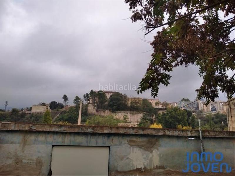 Foto 5e95a046-2eb3-4d6f-baee-f4352adb45ec. Industrial building in Eixample Alcoi