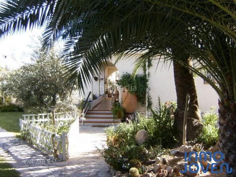 Foto 88ed56ec-6513-4bd2-ae5f-daafc4552d83. Xalet amb aparcament a Pueblo Acantilado-Lanuza Campello (el)