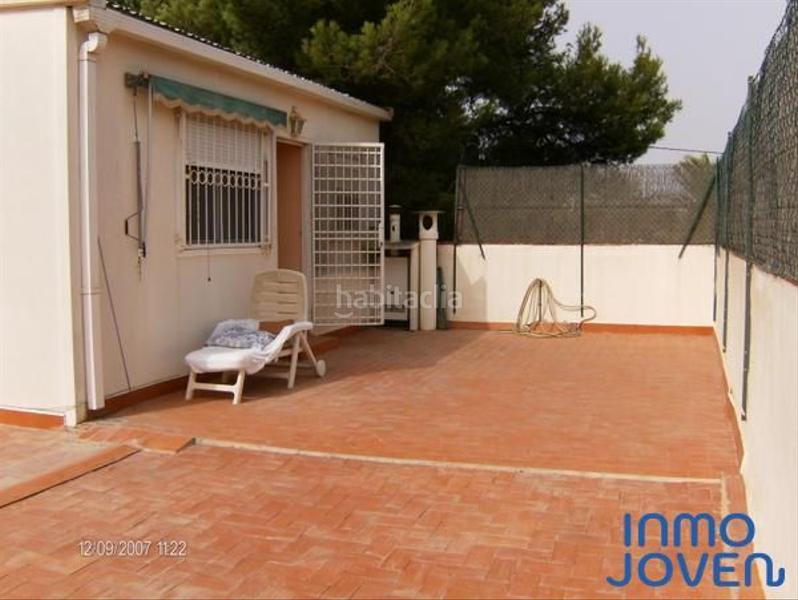 Foto e853c0f7-d288-4d84-9398-1193bec9b8b2. Xalet amb aparcament a Pueblo Acantilado-Lanuza Campello (el)