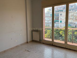 Pis a Les Planes. Piso en hospitalet de llobregat