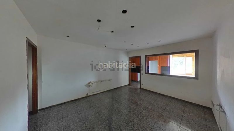 Foto 928ad3f7-a3f2-41d7-8e1b-ad634835395b. Apartament a carrer orient a Puig-reig