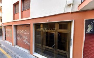 Pis a Carrer de Lleida, no 12, Vilanova i la Geltrú, Barcelona, Spain