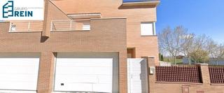 Xalet  Calle londres. 9007269860 chalet adosado en camarena