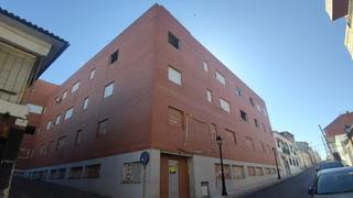 Local Comercial a Recas. Local comercial en bruto en recas