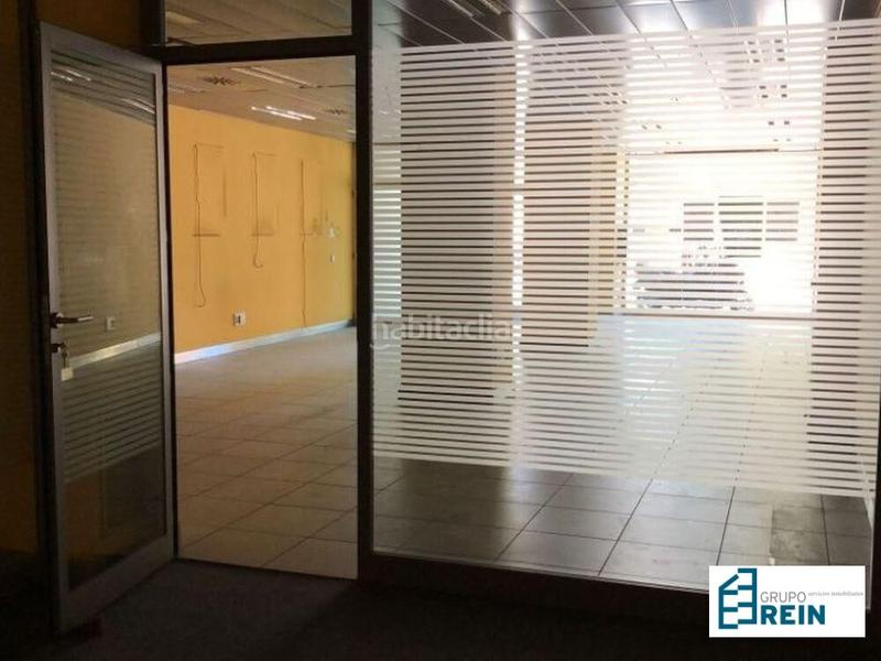 Foto 2ed8dfb4-34a5-4fa2-a8e9-ba751ac8b47a. Local comercial en avenida del doctor mendiguchia carriche 7 local comercial de 323 m2 en leganes en Leganés