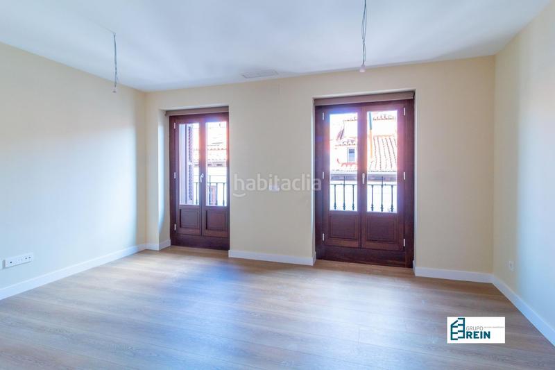Foto 11146a9d-b361-4ec0-b068-e9107d880dd1. Piso en calle de las conchas 1 exclusivo piso nuevo con mas de 100m2 con grandes ventanales a la calle. en Madrid