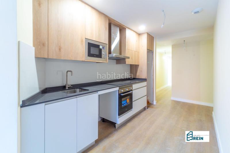 Foto 52fd514e-e2d9-4704-823f-4267e8f78063. Piso en calle de las conchas 1 exclusivo piso nuevo con mas de 100m2 con grandes ventanales a la calle. en Madrid