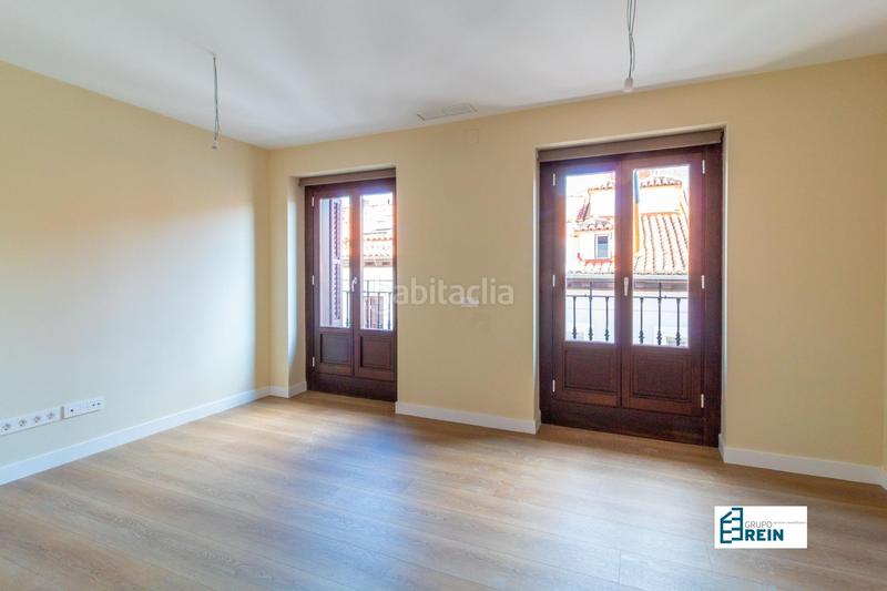 Foto 72a9c386-373f-4ee3-859e-a0a51f7ce2e9. Piso en calle de las conchas 1 exclusivo piso nuevo con mas de 100m2 con grandes ventanales a la calle. en Madrid