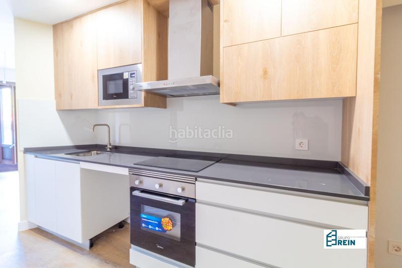 Foto 88df3171-76e8-4770-bc80-9e0f30db2b18. Piso en calle de las conchas 1 exclusivo piso nuevo con mas de 100m2 con grandes ventanales a la calle. en Madrid