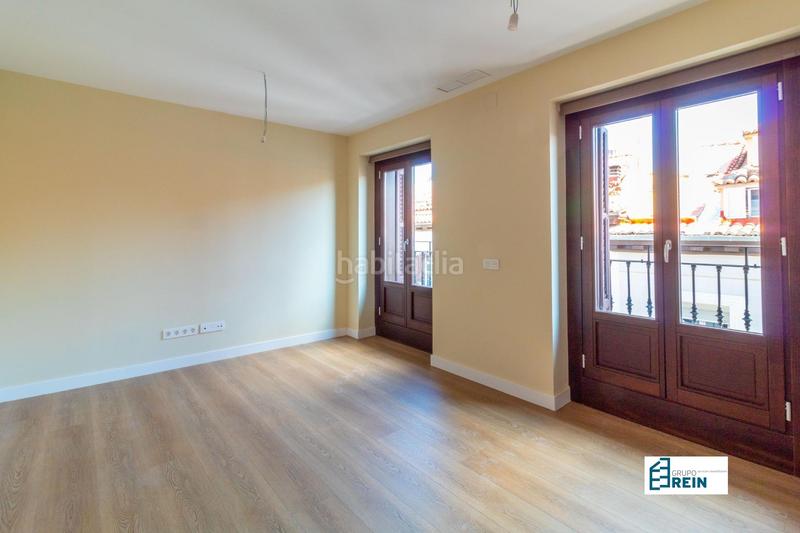 Foto a18251f6-00f8-4ab0-b34d-ec12def5fc11. Piso en calle de las conchas 1 exclusivo piso nuevo con mas de 100m2 con grandes ventanales a la calle. en Madrid