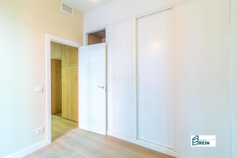 Foto a27b7a13-7f0c-4963-be47-0e779ced262d. Piso en calle de las conchas 1 exclusivo piso nuevo con mas de 100m2 con grandes ventanales a la calle. en Madrid