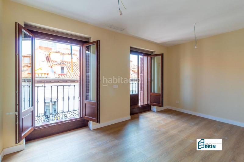 Foto d3587d70-87c5-4e18-ba9b-13a64aa51186. Piso en calle de las conchas 1 exclusivo piso nuevo con mas de 100m2 con grandes ventanales a la calle. en Madrid