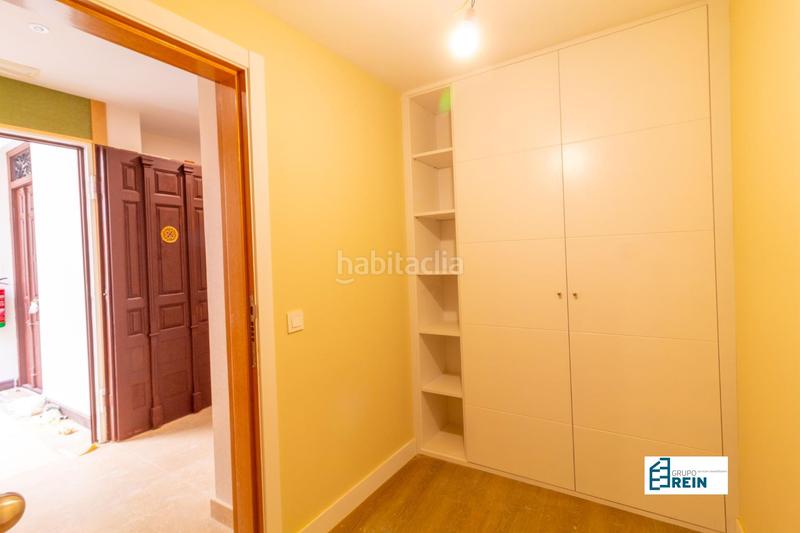 Foto d52f082c-9c1d-412c-b332-c05ec667775a. Piso en calle de las conchas 1 exclusivo piso nuevo con mas de 100m2 con grandes ventanales a la calle. en Madrid
