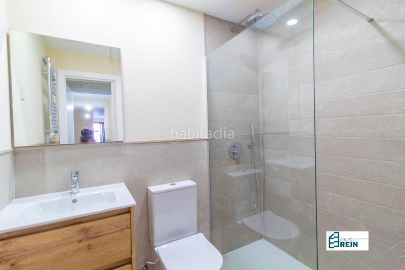 Foto f0349cff-6954-4080-bc6b-4299cc8aee6b. Piso en calle de las conchas 1 exclusivo piso nuevo con mas de 100m2 con grandes ventanales a la calle. en Madrid