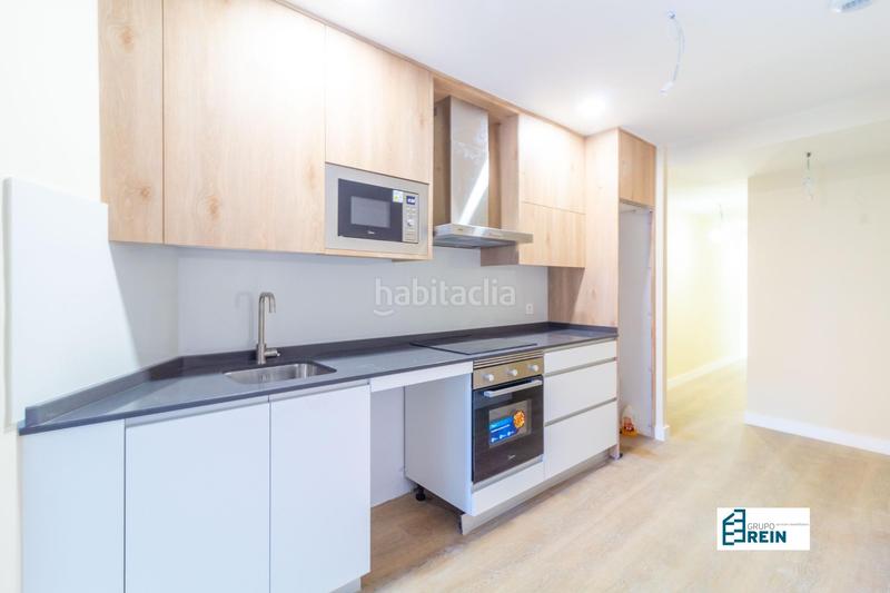 Foto f39961b1-e977-4fb3-a7ef-44931ded9b53. Piso en calle de las conchas 1 exclusivo piso nuevo con mas de 100m2 con grandes ventanales a la calle. en Madrid