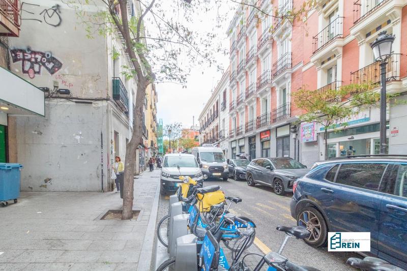 Foto 1b561467-564f-410a-b3a5-6f7478ae5ca7. Local comercial en calle de santa isabel 30 local en planta sotano de 870m2 en dos plantas de 435 metros cada planta en Madrid