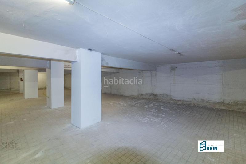 Foto 9f580a75-5123-4730-8827-c07ad6fbe118. Local comercial en calle de santa isabel 30 local en planta sotano de 870m2 en dos plantas de 435 metros cada planta en Madrid