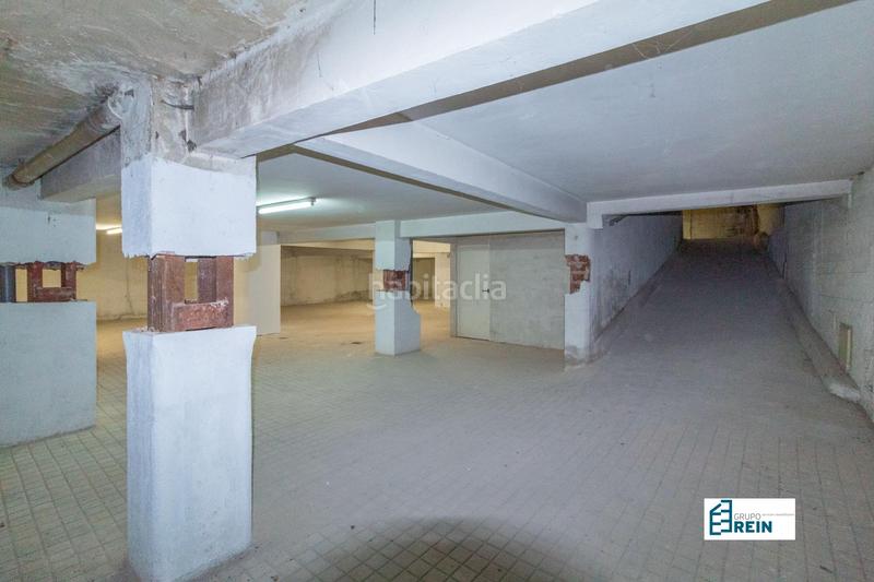 Foto a1192d95-ee3f-41aa-a3d3-3aca1c59d129. Local comercial en calle de santa isabel 30 local en planta sotano de 870m2 en dos plantas de 435 metros cada planta en Madrid
