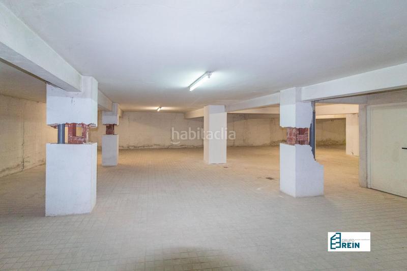 Foto cfb594b5-b52f-4ce8-814f-b6ccc9602f45. Local comercial en calle de santa isabel 30 local en planta sotano de 870m2 en dos plantas de 435 metros cada planta en Madrid
