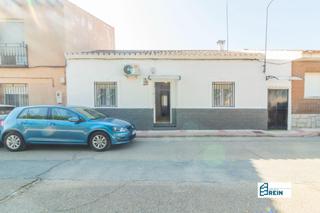 Casa  Cabañas. Chalet reformado en una sola planta en villaluenga de 3 dormitor