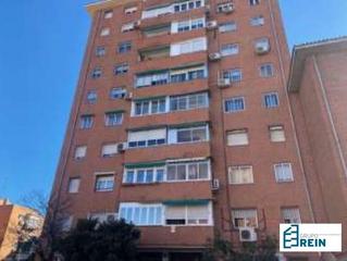 Pis  Calle canal de bosforo 56. Piso de 89 m2 con 3 habitaciones en ciudad lineal