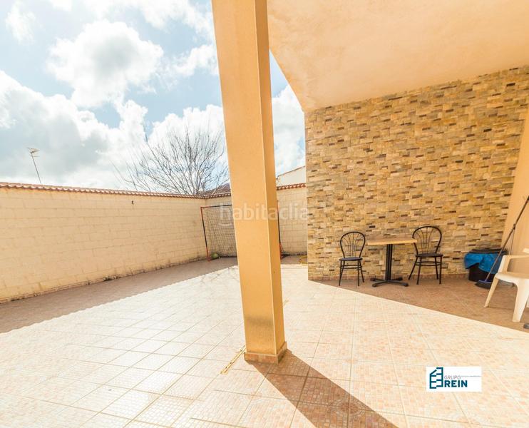 Foto 429e6838-1c57-427e-9912-7b0694d4bf37. Chalet casa de 2 plantas . en Añover de Tajo